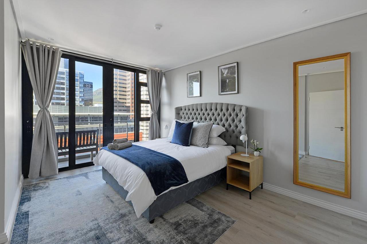 Maryam - Designer Apartment, Stunning Views Apartment *