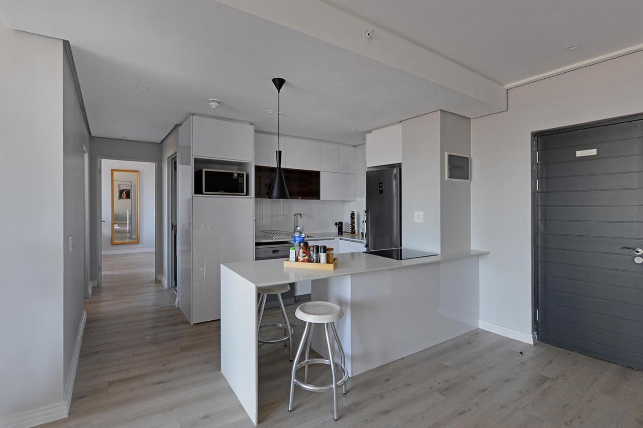Maryam - Designer Apartment, Stunning Views Apartment *